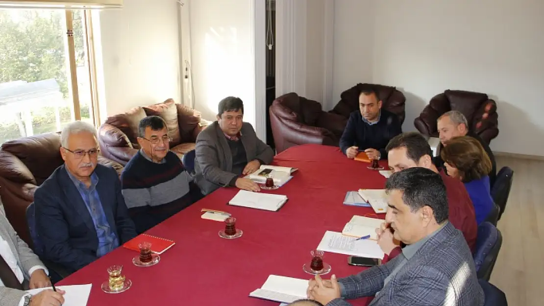 Ortaca Belediyesi Birim Müdürleri Mustafa Kara Başkanlığında Toplandı
