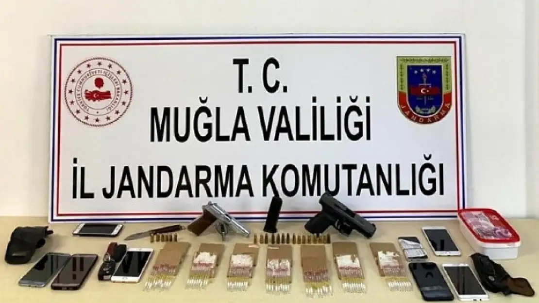 Akyaka'da 2 Milyon Lira Değerinde Kobra Yılanı Zehri Ele Geçirildi