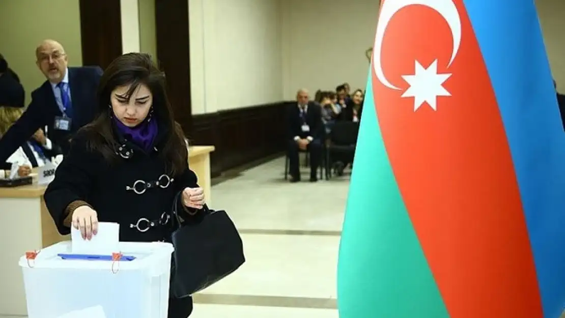 Azerbaycan Halkı Sandığa Akın Etti!