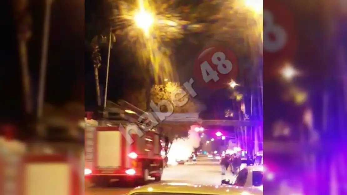 Fethiye'de Bir Otomobil Alev Alev Yandı!