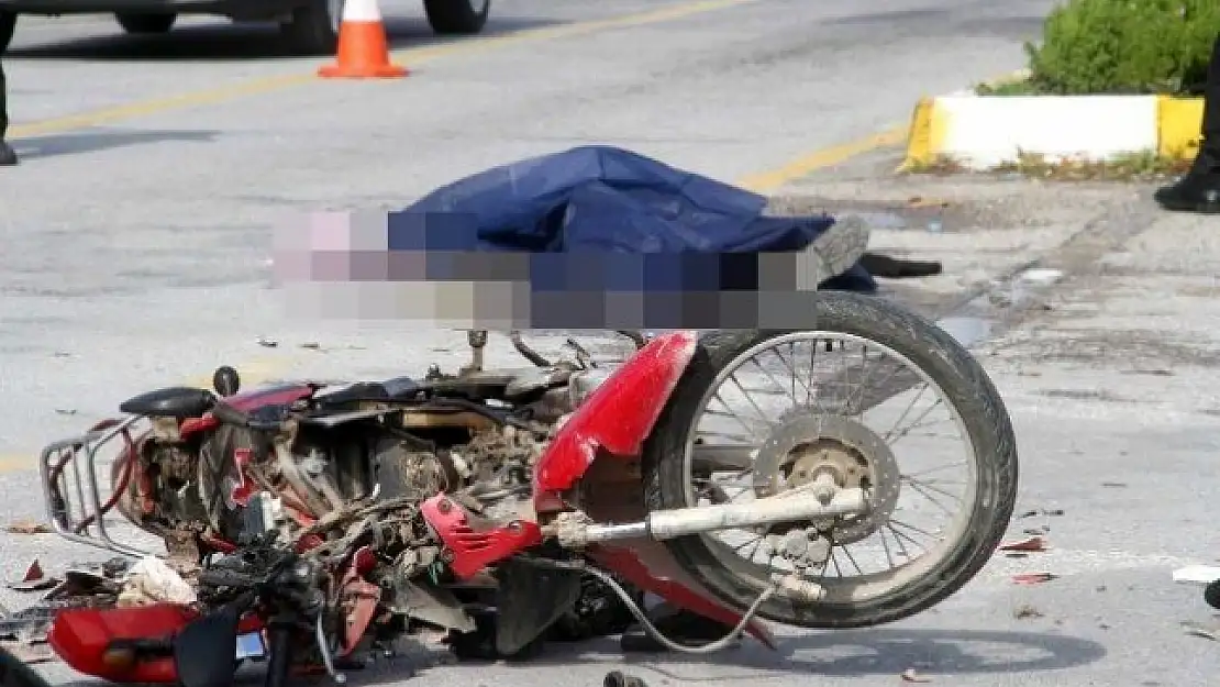 Fethiye'de Otomobille Motosiklet Çarpıştı: 1 Ölü