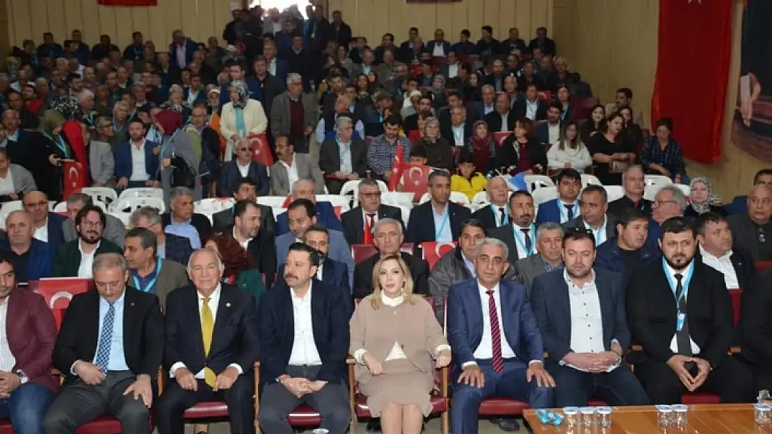 AK Parti, Dalaman İlçe Kongresinde Şefik Oğuz ile Devam Dedi!