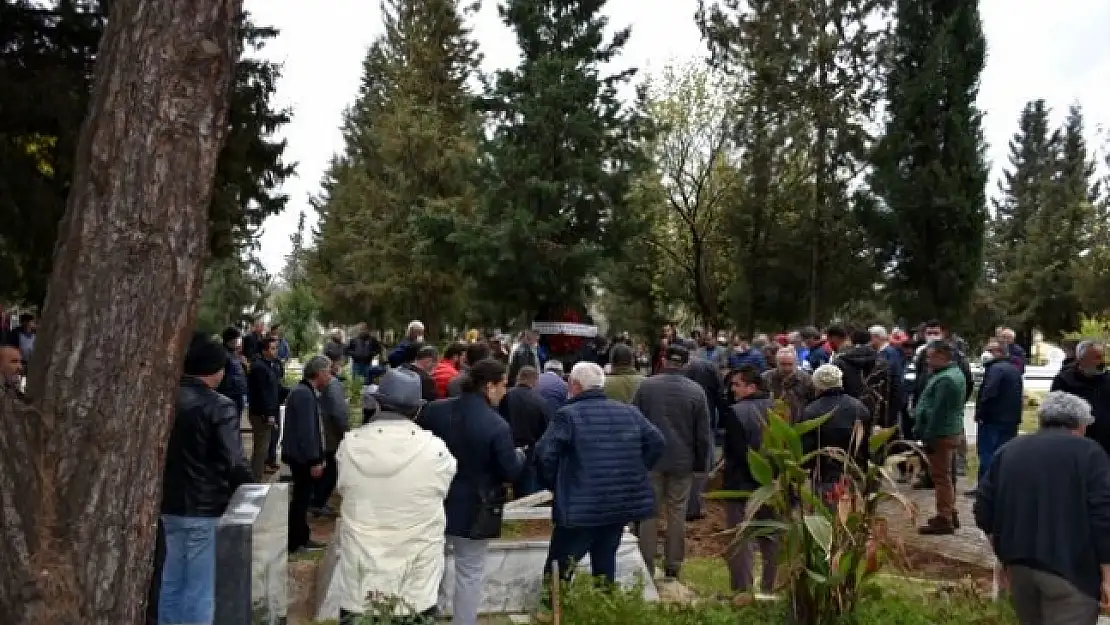 Balık Avında Ölen 3 Arkadaştan Metin Zınk da Defnedildi