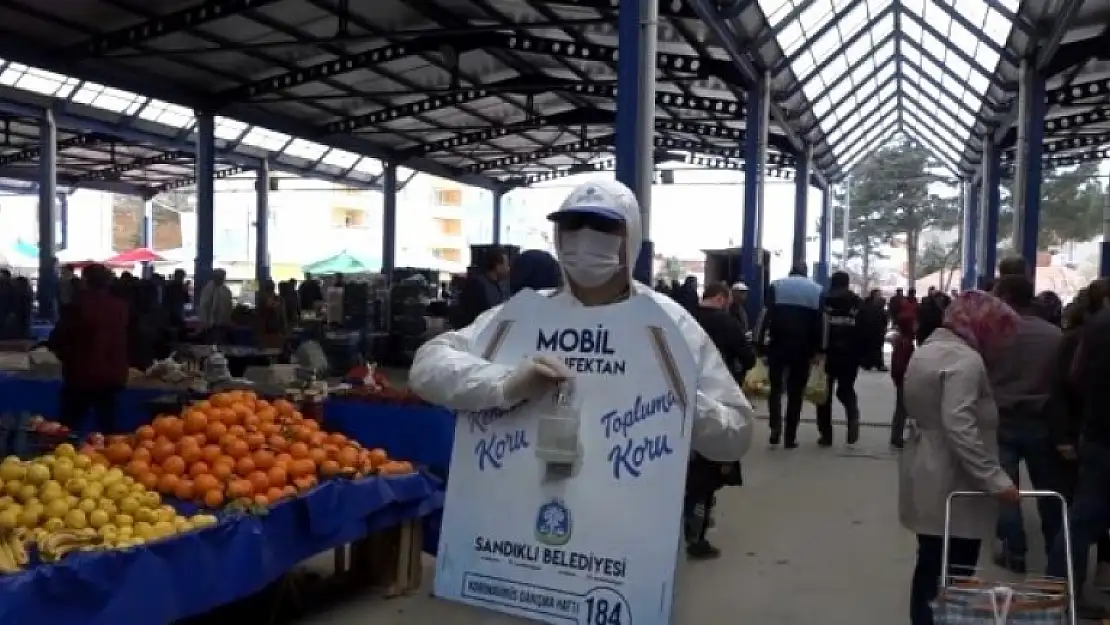 Belediye Personeli Mobil Dezenfektan Noktası Oldu!