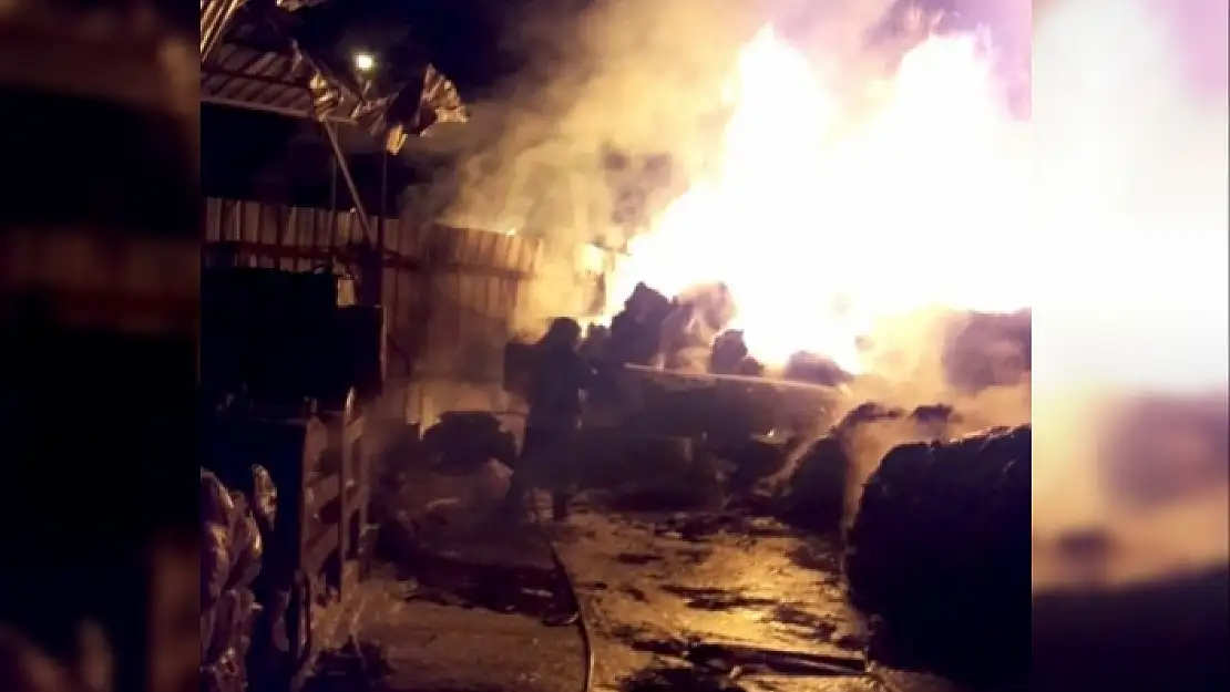 Fethiye'de Hurdalıkta Çıkan Yangın Korkuttu