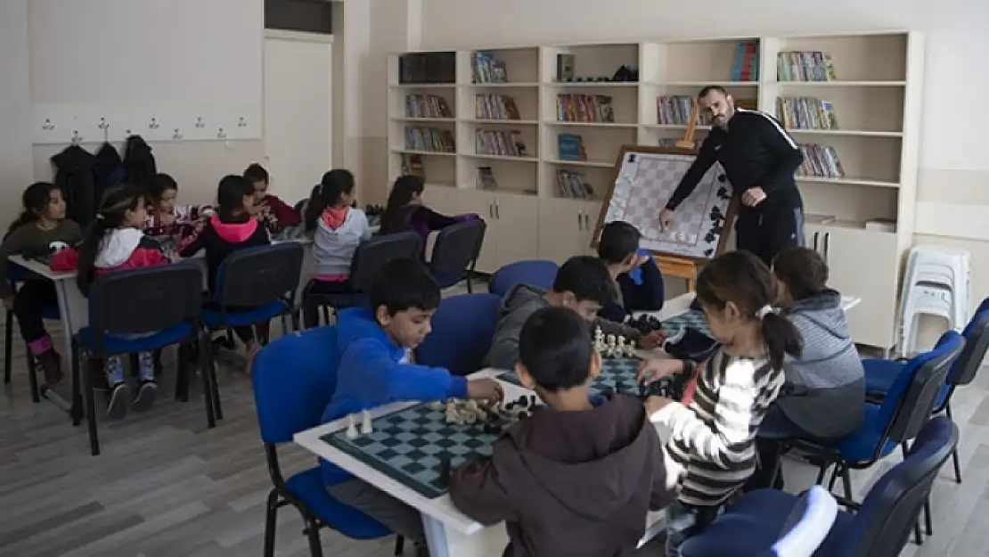 MEB: Okullardaki Tüm Sosyal Etkinlikler İptal Edildi!