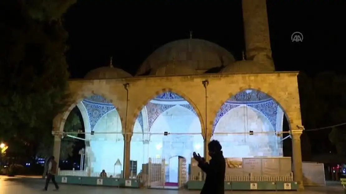 Muğla'da Koronaya Karşı Cami Hoparlörlerinden Dua Okunuyor