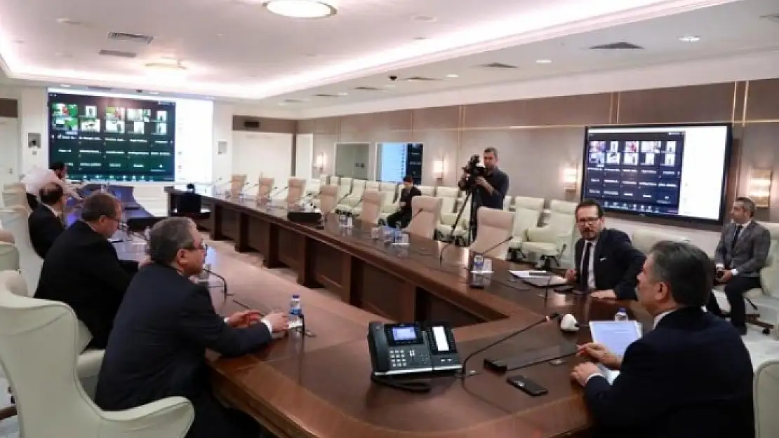 Sağlık Bakanı Koca: Tüm İllerimizde Teyakkuz Halindeyiz