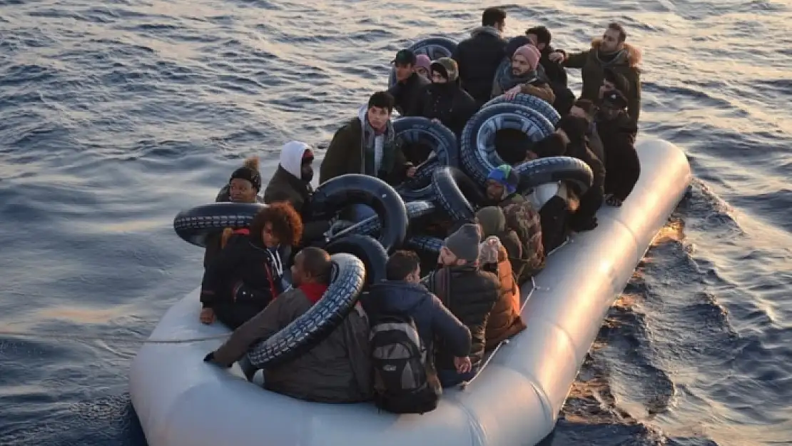 Türk Kara Sularına Geri İtilen 34 Sığınmacı Kurtarıldı