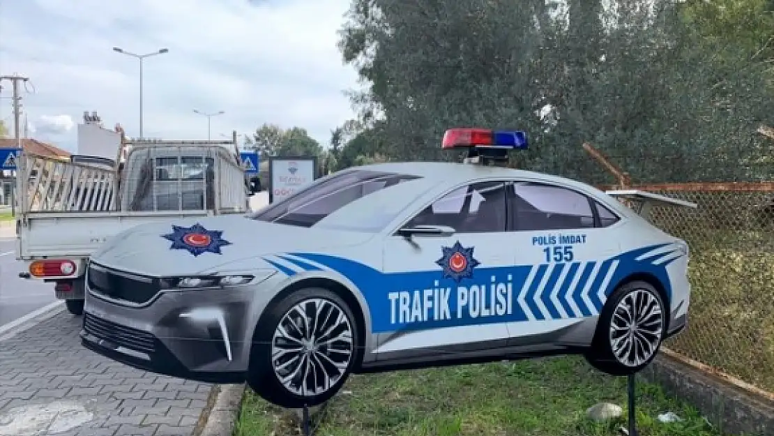 Yerli Otonun Maketi Trafik Polisi Aracı Oldu