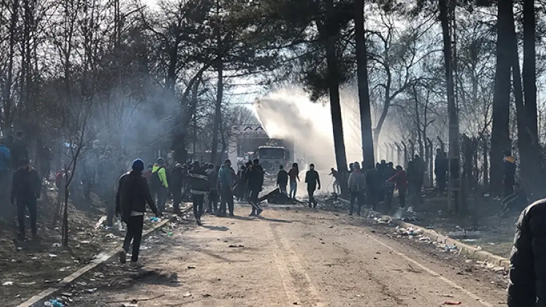 Yunanistan Sığınma Başvurularını 1 Ay Süreyle Askıya Aldı!