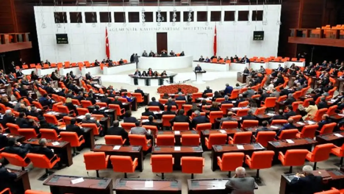 AK Parti 15 Maddelik Ekonomik Tedbir Paketini Meclis'e Sundu