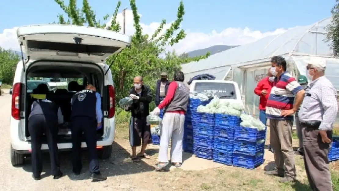 Fethiyeli Üretici 400 Kilo Sebzeyi Yardıma Muhtaç Ailelere Bağışladı