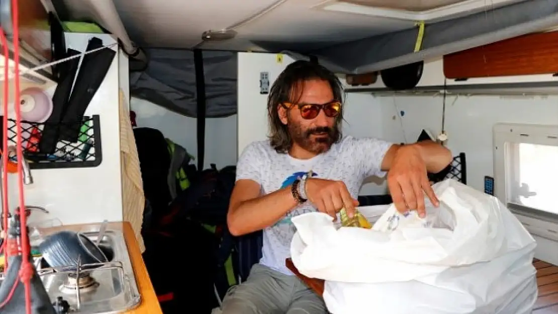 İtalyan Turist Fethiye'de Karantinanın Keyfini Çıkarıyor