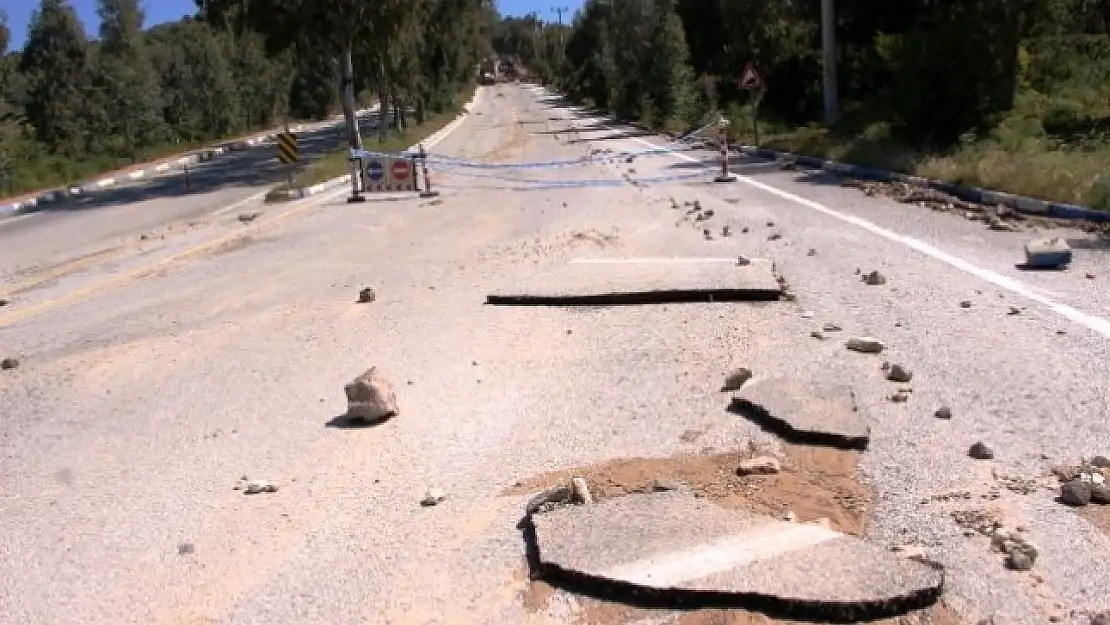 Muğla'da Su Borusu Bomba Gibi Patladı Taş Üstünde Taş Kalmadı!