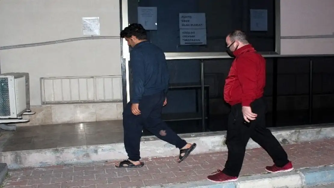 Yasağı İhlal Eden 5 Yabancıya 3 Bin 945 Lira Ceza