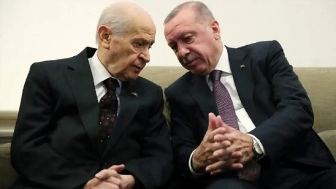 AK Parti, Bahçeli'nin 'Vekil Transferi Yasaklansın' Çağrısına Kapıları Kapadı