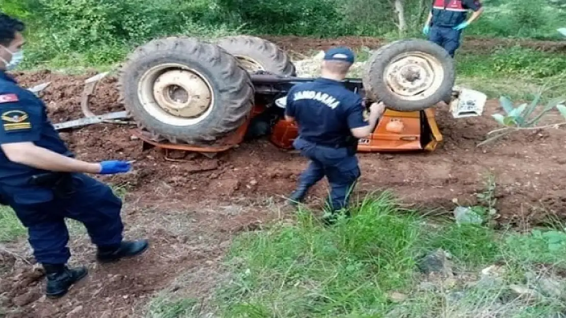 Devrilen Traktörün Altında Kalan Çiftçi Hayatını Kaybetti