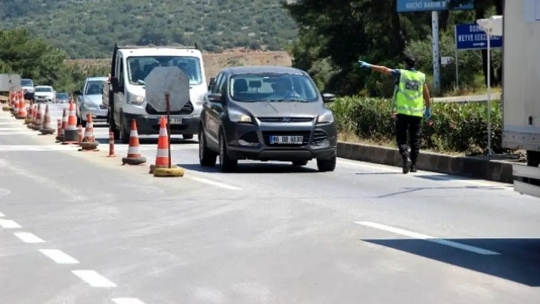 Tatilciler Yeniden Muğlaya Gelmeye Başladı