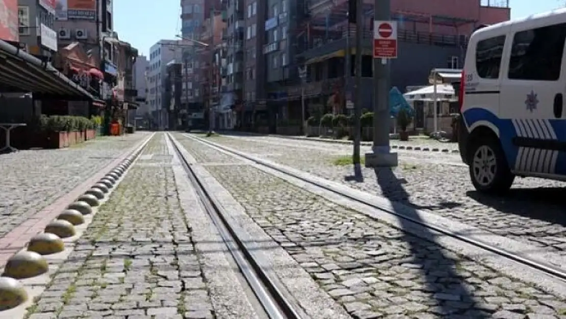 15 İlde Hafta Sonu Sokağa Çıkma Yasağı İlan Edildi