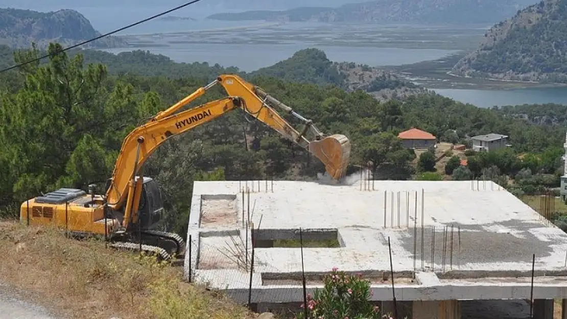 Bakanlık Turizm Merkezlerinde 'Kaçak Yapıya' Geçit Vermiyor