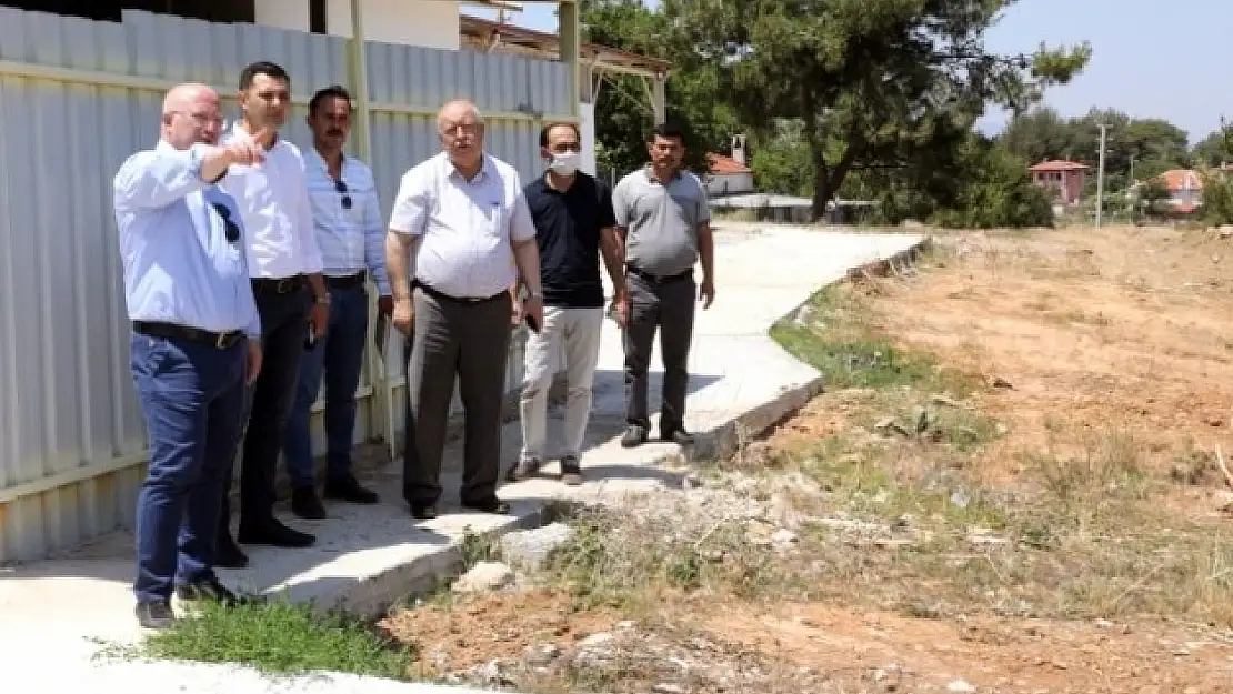 Başkan Gümüş, Yeni Normal Sonrası Mahalle Ziyaretlerini Sürdürüyor