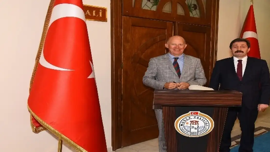 Birleşik Krallık Büyükelçisi Vali Tavlı'yı Ziyaret Etti