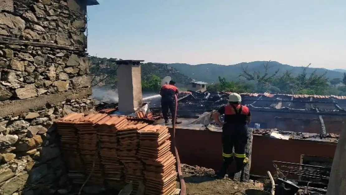 Dalaman'da Ahşap Binada Yangın Çıktı!