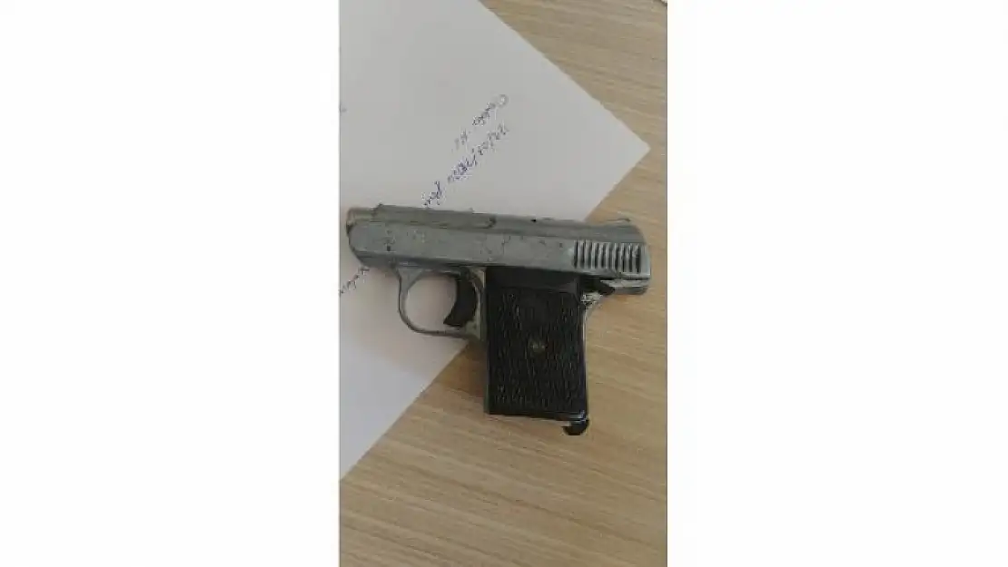 Köyceğiz'de Alkollü Kişi Saksılara Ateş Edince Gözaltına Alındı