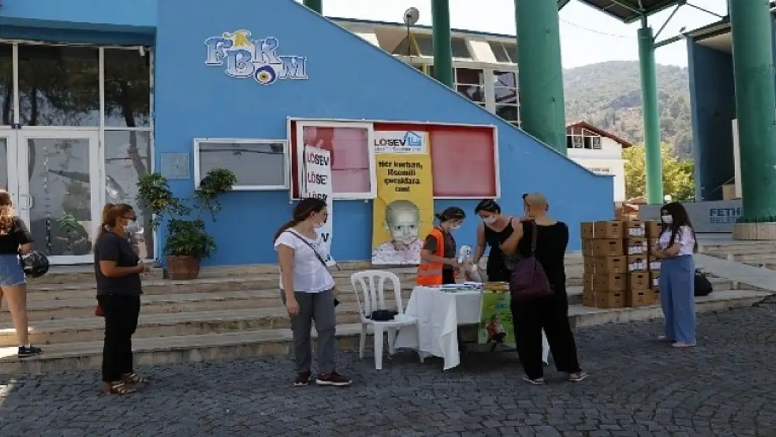LÖSEV'den Fethiye'deki Hastalara Gıda Yardımı