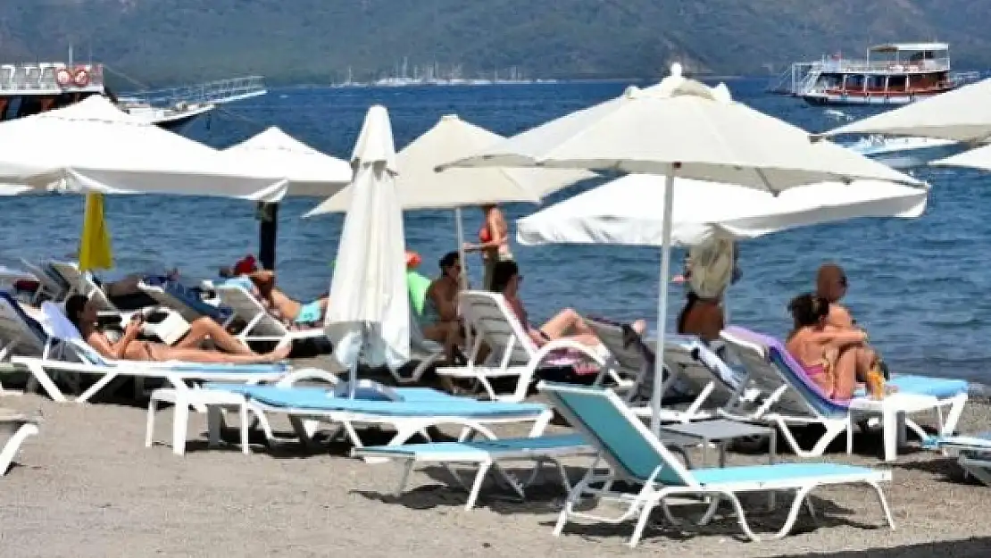 Marmaris'te Tatil Yapan Turistler, 'Türkiye Huzurlu ve Güvenli'