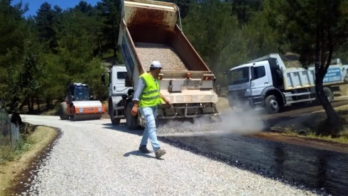 Muğla Büyükşehir Belediyesi Akyer Mahallesi'nde Yol Çalışmalarına Başladı