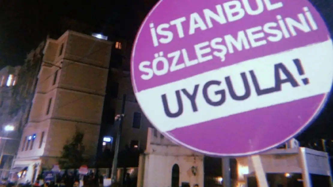 Vatandaş 'İstanbul Sözleşmesi'ni Destekliyor!