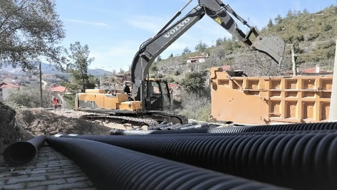 11 Bin Metre Kanalizasyonun 10 Bin Metresi Tamamlandı