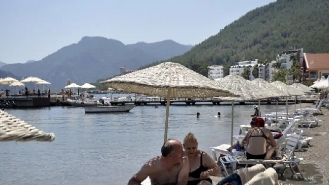 Almanlar'a Marmaris'in Kapıları Sonuna Kadar Açık