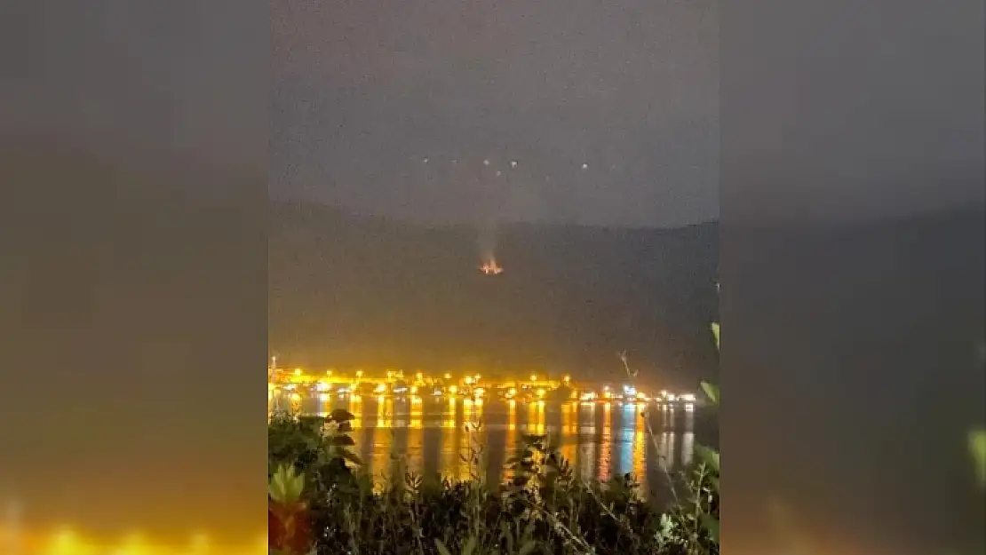 Bodrum'da Düşen Yıldırım Yangına Neden Oldu