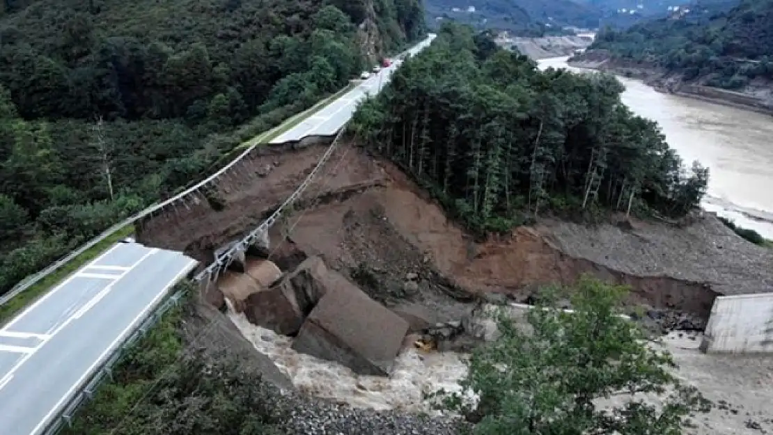 Giresun'da Sel Felaketi: Bir Asker Şehit, 2 Vatandaşımız Hayatını Kaybetti
