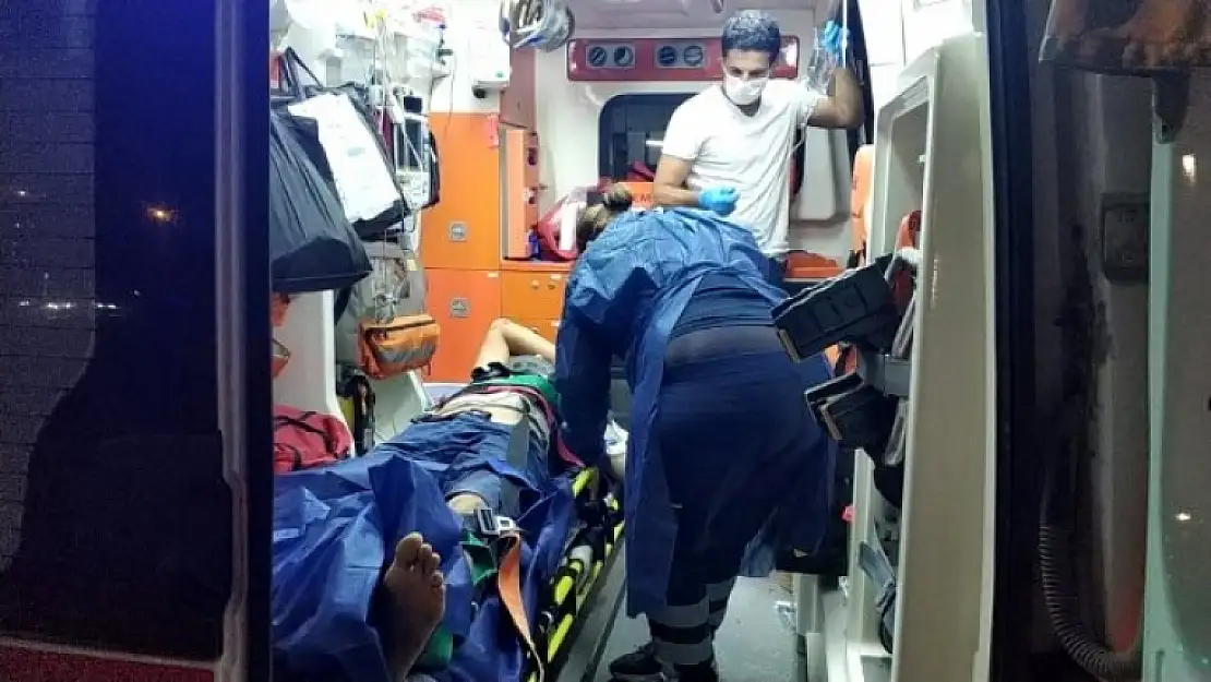 Seydikemer'de Korkutan Kaza! Otomobil Motosiklete Çarptı