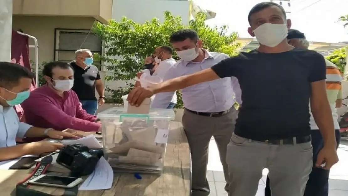 AK Parti Milas'ta Temayül Yoklaması Yapıldı