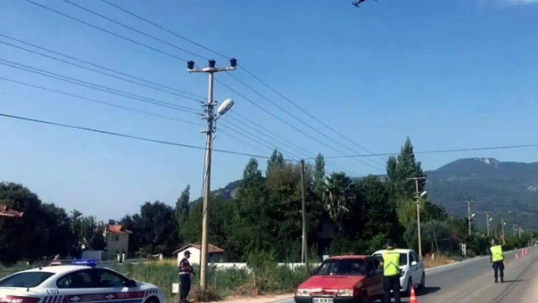 Dalyan'da Jandarmadan Helikopterli Trafik Denetimi