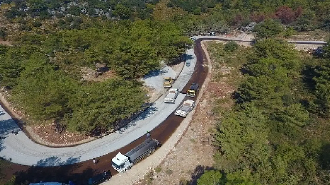 Karaağaç'ta Yol Çalışmaları Tamamlandı