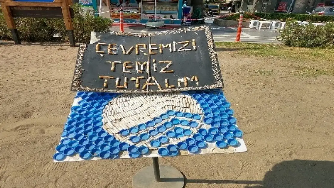 Marmaris'te Çöp Adamlardan Çevre Mesajı