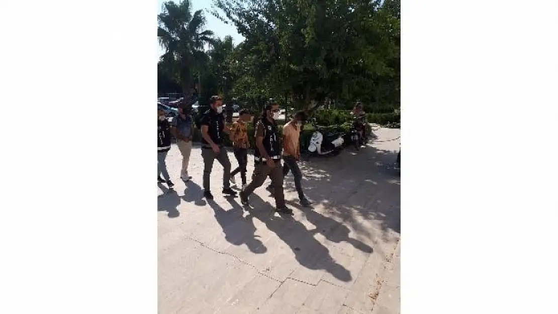Milas ve Didim Operasyonunda Gözaltına Alınan 3 Şahıs Tutuklandı