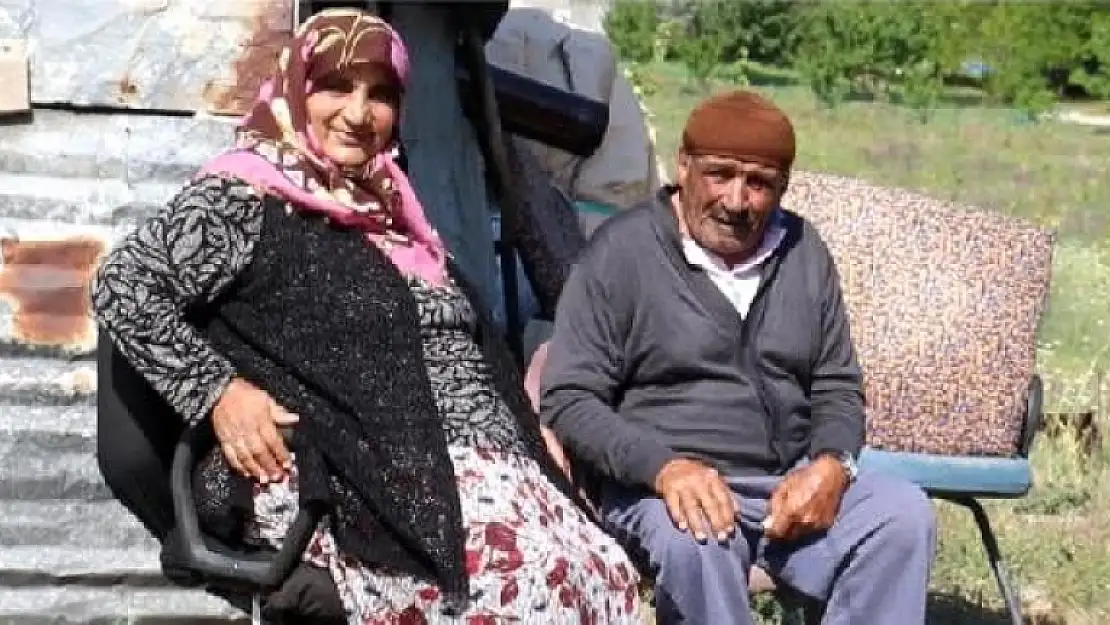 Yıllarca Birbirinden Habersiz Olan Öz Kardeşler 75 Yıl Sonra Kavuştu