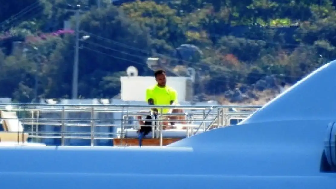 Dünyaca Ünlü Formula 1 Şampiyonu Lewis Hamilton Bodrum'da
