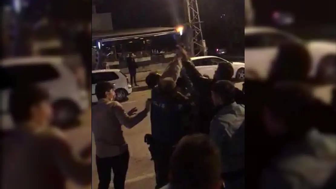 Eğlence Mekanına Alınmayınca Havaya Ateş Açan Polise Gözaltı