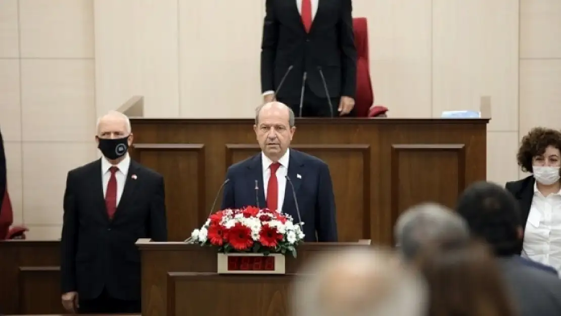 KKTC Cumhurbaşkanı Seçilen Ersin Tatar, Yemin Ederek Göreve Başladı