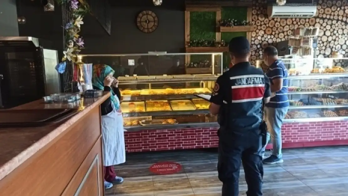 Muğla'da COVID-19 Tedbirlerine Uymayanlara 40 Bin 89 Lira Ceza