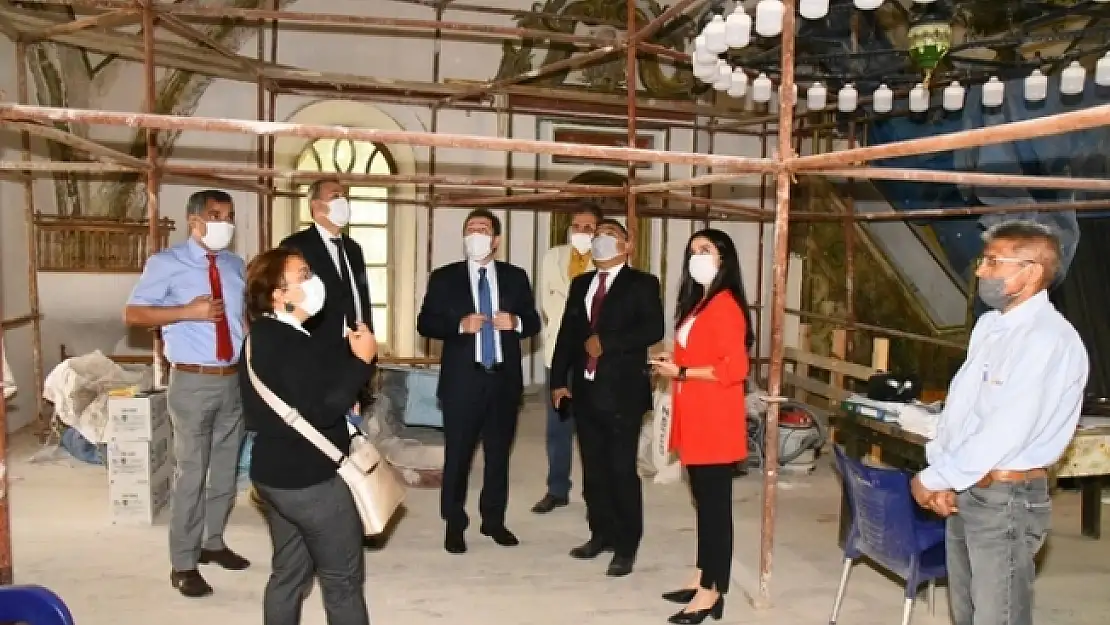 Vali Tavlı Tarihi Kurşunlu Camii'nde İnceleme Yaptı