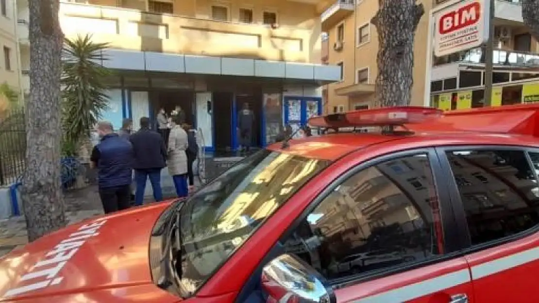 Milas'taki Yangında Markette Büyük Zarar Oluştu